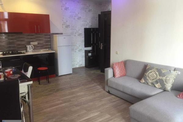 شقة بغرفة نوم منفصلة للإيجار طويل الأمد على بعد 200 متر من البحر